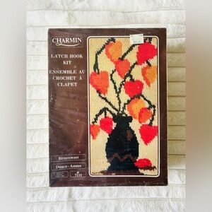 VINTAGE Charmin Bittersweet Latch Hook Kit